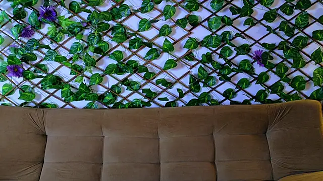 Snapshot of taty_miller chatting on 7, 10, 2025 taty miller online show from 7, 10, 2025