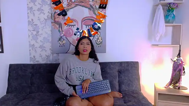 Snapshot of taty_miller chatting on 20, 10, 2025 taty miller online show from 20, 10, 2025