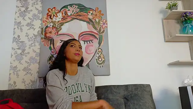 Snapshot of taty_miller chatting on 19, 11, 2025 taty miller online show from 19, 11, 2025