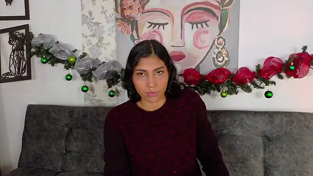 Snapshot of taty_miller chatting on 28, 11, 2025 taty miller online show from 28, 11, 2025