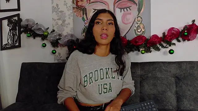 Snapshot of taty_miller chatting on 1, 12, 2025 taty miller online show from 1, 12, 2025