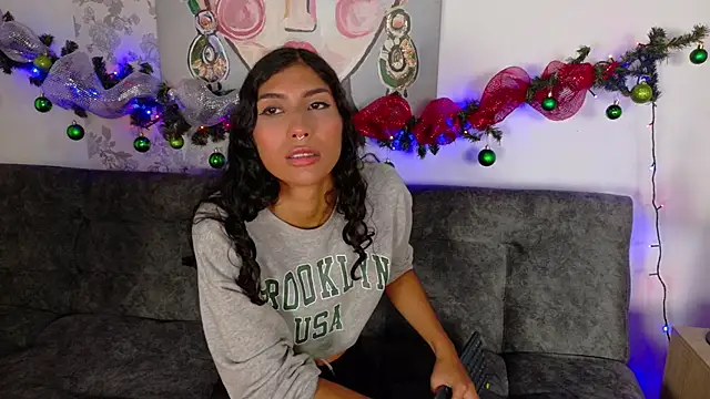 Snapshot of taty_miller chatting on 20, 12, 2025 taty miller online show from 20, 12, 2025