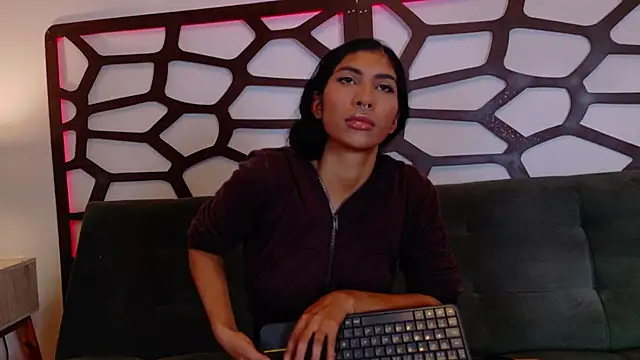 Snapshot of taty_miller chatting on 6, 2, 2026 taty miller online show from 6, 2, 2026