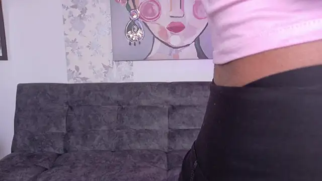 Snapshot of taty_miller chatting on 25, 4, 2026 taty miller online show from 25, 4, 2026