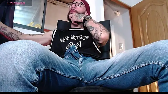 Snapshot of ren_stipee chatting on 15, 3, 2025 ren stipee online show from 15, 3, 2025