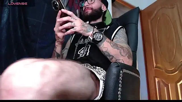 Snapshot of ren_stipee chatting on 20, 3, 2025 ren stipee online show from 20, 3, 2025