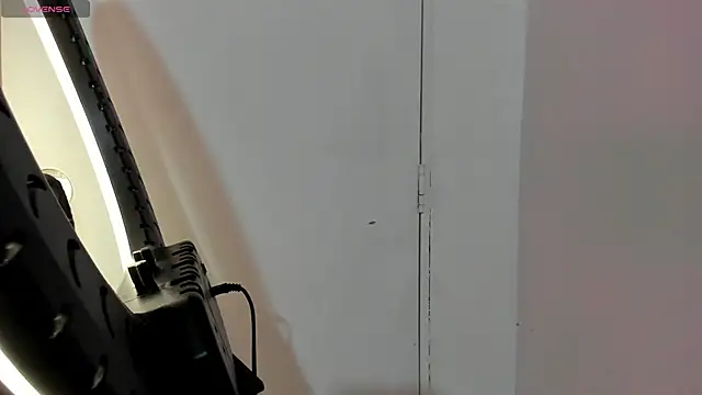 emma-hiill online show from 28, 12, 2024