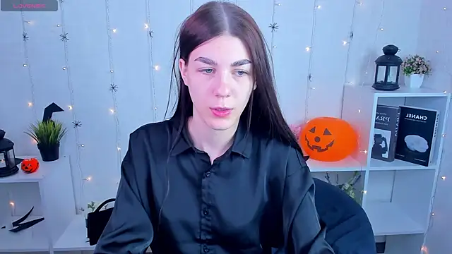 toooyour online show from 30, 10, 2025