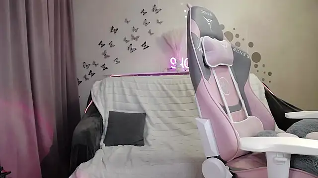 Snapshot of SweetCupcaks chatting on 13, 3, 2025 SweetCupcaks online show from 13, 3, 2025