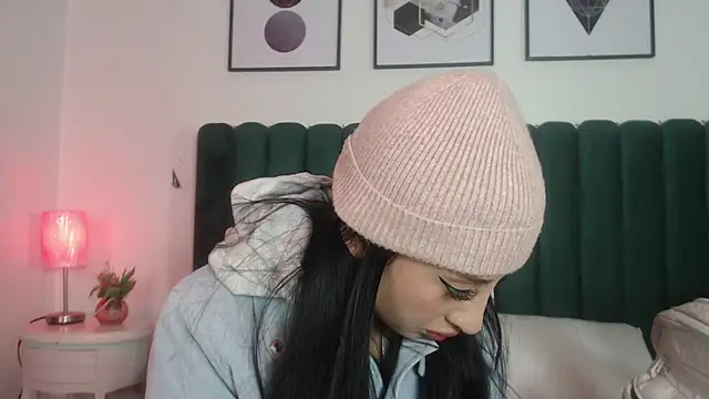 Snapshot of Nicolette_ks_ chatting on 31, 10, 2025 Nicolette ks online show from 31, 10, 2025