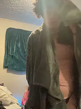 Snapshot of sum1betterthanmost chatting on 13, 3, 2025 sum1betterthanmost online show from 13, 3, 2025