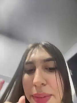 Paola  23 online show from 26, 2, 2025