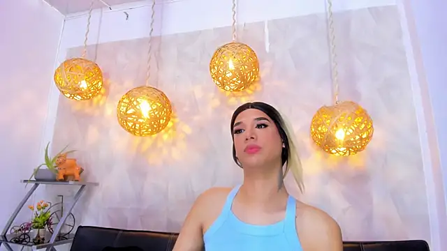 victoria aleia  online show from 28, 2, 2025