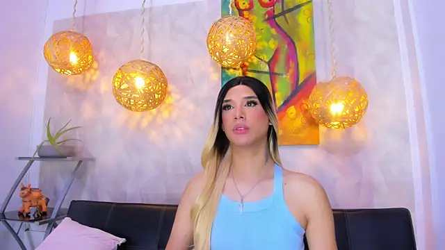 victoria aleia  online show from 10, 3, 2025