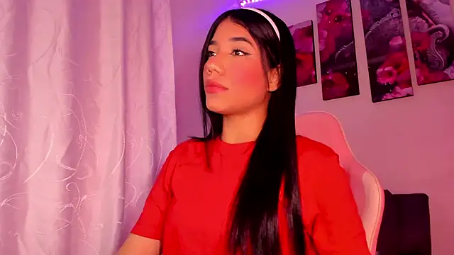 Snapshot of Alissarhys26 chatting on 6, 3, 2025 Alissarhys26 online show from 6, 3, 2025