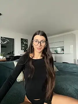 Snapshot of Wildberry_ chatting on 16, 11, 2025 Wildberry online show from 16, 11, 2025