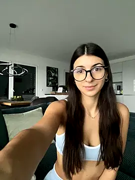 Snapshot of Wildberry_ chatting on 23, 12, 2025 Wildberry online show from 23, 12, 2025