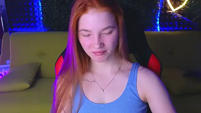 Snapshot of erikabrian chatting on 10, 12, 2024 erikabrian online show from 10, 12, 2024