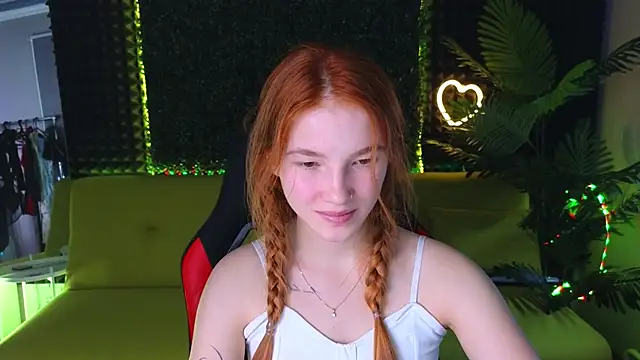 Snapshot of erikabrian chatting on 12, 12, 2024 erikabrian online show from 12, 12, 2024