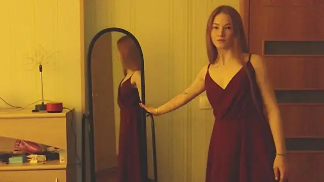 Snapshot of erikabrian chatting on 12, 1, 2025 erikabrian online show from 12, 1, 2025