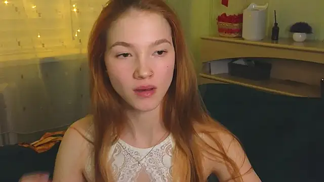 Snapshot of erikabrian chatting on 28, 1, 2025 erikabrian online show from 28, 1, 2025