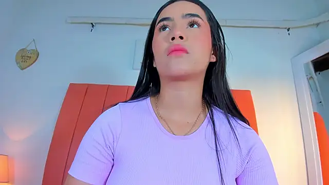 Snapshot of valen_rose0 chatting on 16, 9, 2025 valen rose0 online show from 16, 9, 2025