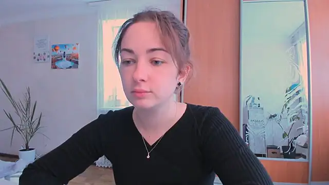 Snapshot of cClandesTina chatting on 18, 9, 2025 cClandesTina online show from 18, 9, 2025