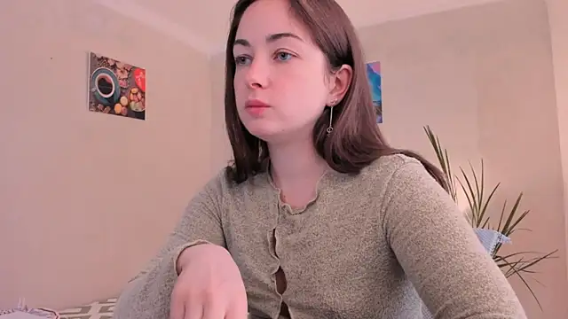 Snapshot of cClandesTina chatting on 19, 9, 2025 cClandesTina online show from 19, 9, 2025
