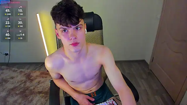 Aiden Sensual online show from 12, 9, 2025