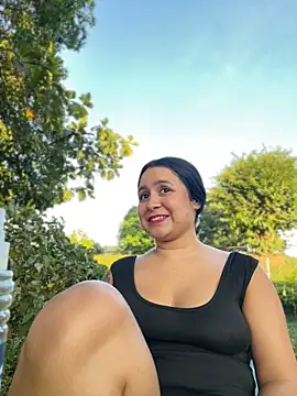 Snapshot of Pretty_Isadora chatting on 2, 12, 2024 Pretty Isadora online show from 2, 12, 2024