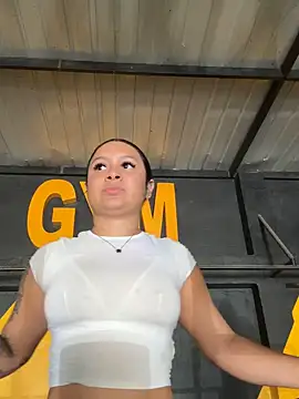 Pretty Isadora online show from 14, 11, 2025