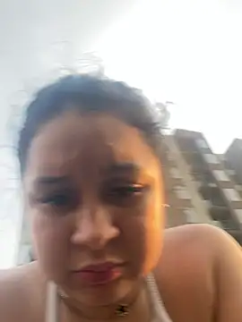 Pretty Isadora online show from 23, 3, 2026