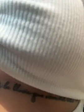 Pretty Isadora online show from 29, 3, 2026