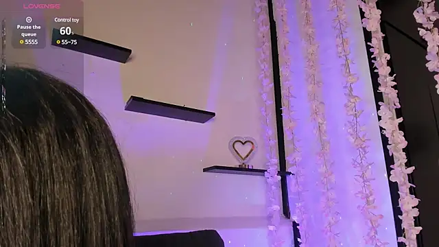 Snapshot of on_tefa chatting on 31, 1, 2025 on tefa online show from 31, 1, 2025