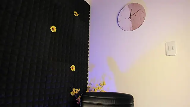 Snapshot of on_tefa chatting on 9, 2, 2025 on tefa online show from 9, 2, 2025