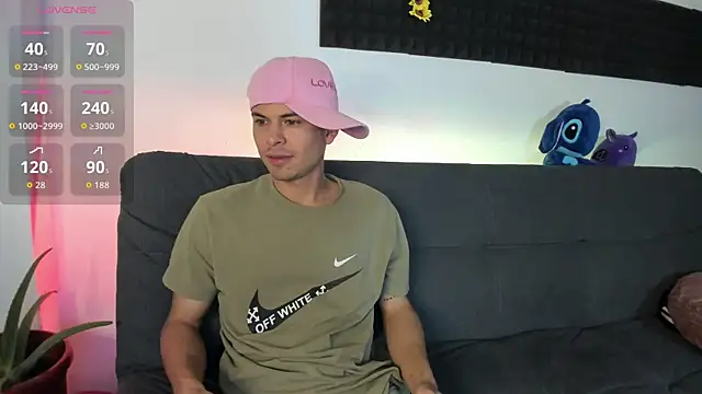 Snapshot of on_tefa chatting on 5, 10, 2025 on tefa online show from 5, 10, 2025