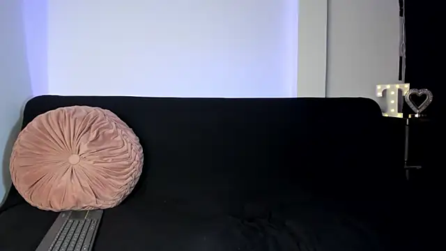 Snapshot of on_tefa chatting on 21, 11, 2025 on tefa online show from 21, 11, 2025