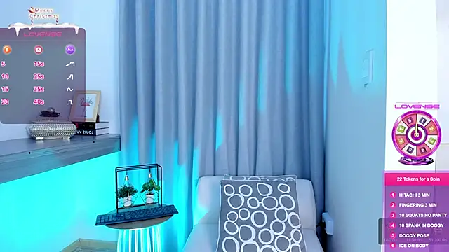 Lucyortiz  online show from 17, 12, 2024