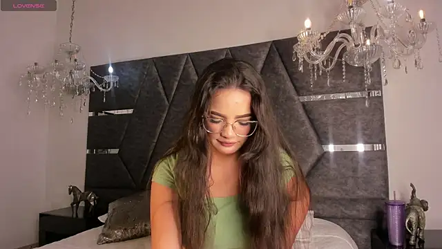 IsabellaGrey19 online show from 22, 9, 2025