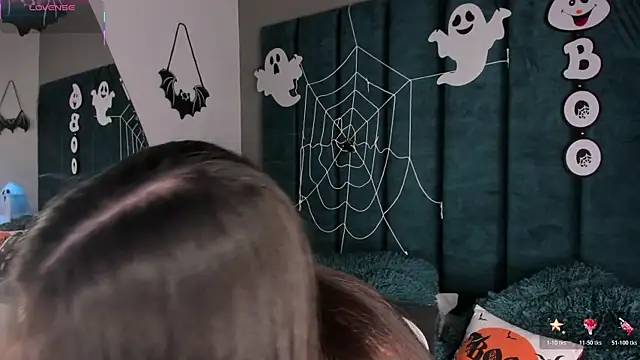 IsabellaGrey19 online show from 4, 11, 2025