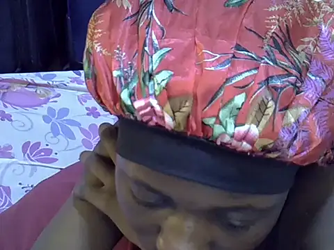 Adaline-Paris online show from 21, 11, 2025