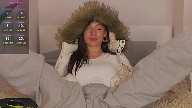 Snapshot of 1Mercedes chatting on 4, 12, 2024 1Mercedes online show from 4, 12, 2024