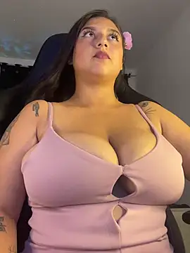 Snapshot of Lau_Beauty chatting on 22, 2, 2025 Lau Beauty online show from 22, 2, 2025