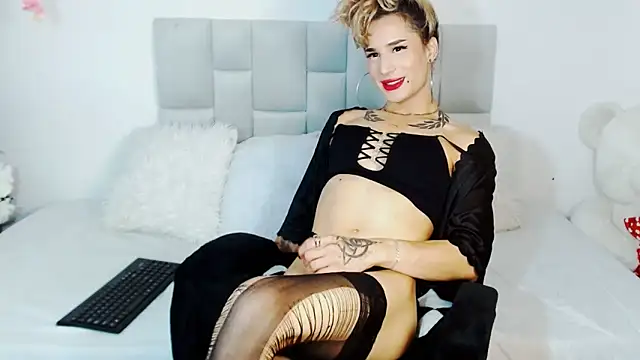miasmith17 online show from 2, 3, 2025