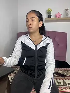 luna asss online show from 21, 1, 2025