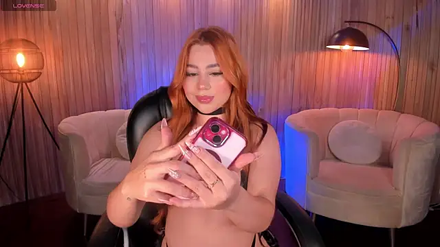 SamanthaKlein  online show from 29, 12, 2024