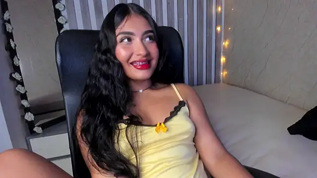 Snapshot of sabrinahimss chatting on 19, 3, 2025 sabrinahimss online show from 19, 3, 2025