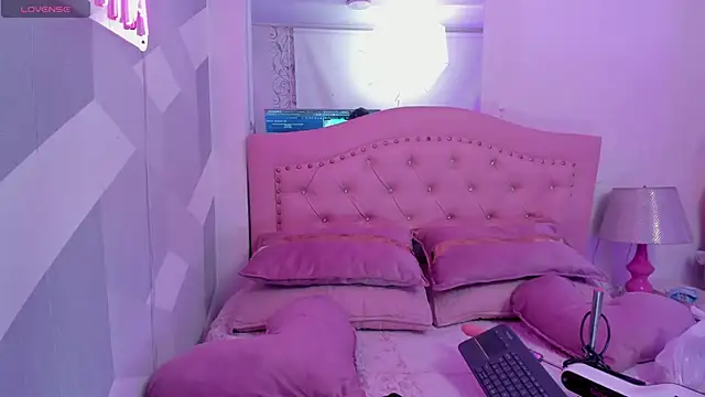 Naomi-Haruno online show from 15, 5, 2026