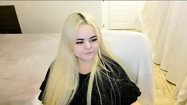 lovely-eyes online show from 7, 1, 2025