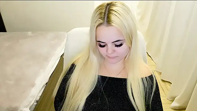 lovely-eyes online show from 17, 2, 2025